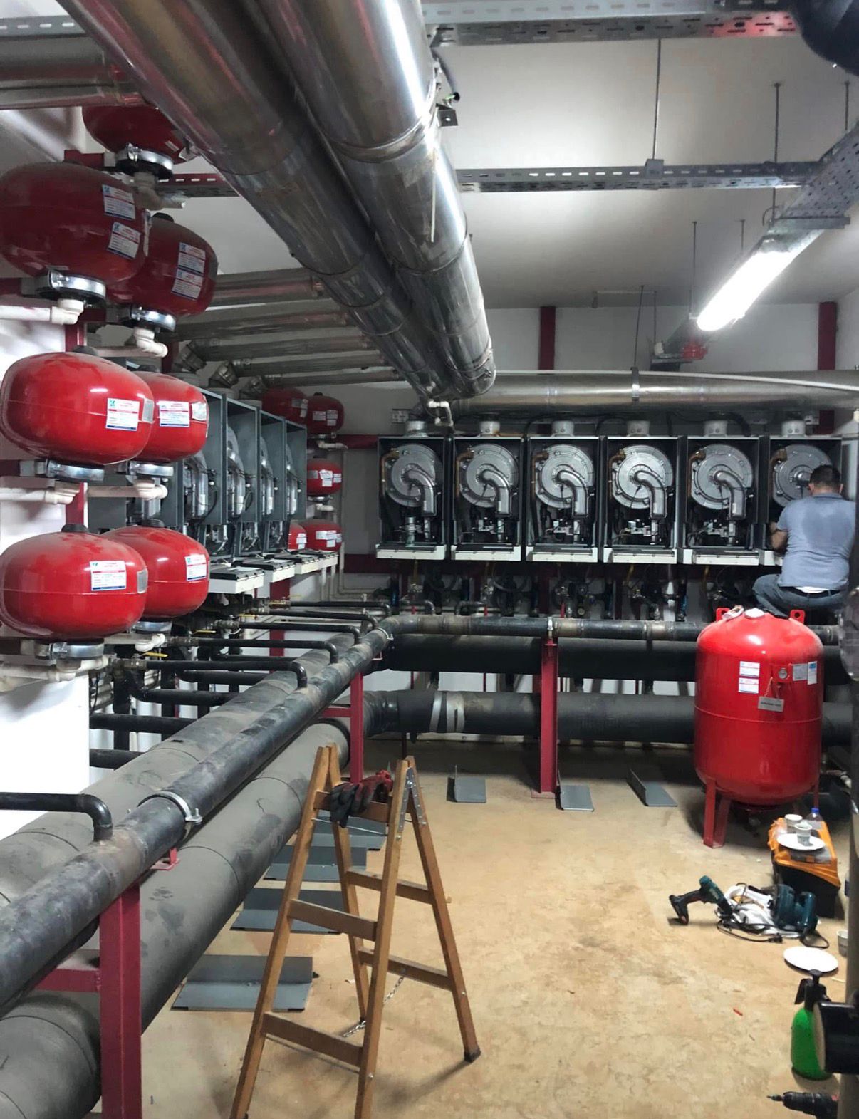 Serin Elektromekanik, yoğuşmalı kazan, kaskad sistemleri, brülör servisi, kazan otomasyon sistemleri, ısıtma sistemleri, merkezi ısıtma çözümleri, enerji verimliliği, kazan bakım hizmeti, endüstriyel ısıtma, kazan kontrol sistemleri, genleşme tankı, boyler sistemleri, akümülasyon tankı, sirkülasyon pompası, baca gazı analizi, ısı mühendisliği, enerji tasarrufu, profesyonel bakım sözleşmesi, ısıtma teknolojileri, mühendislik çözümleri, endüstriyel enerji yönetimi, sürdürülebilir ısıtma, ısıtma otomasyonu, ısı kontrol sistemleri, kazan kurulumu, enerji yönetimi, mekanik tesisat, ısıtma sistemleri bakımı, otomasyon ve kontrol, verimli enerji çözümleri